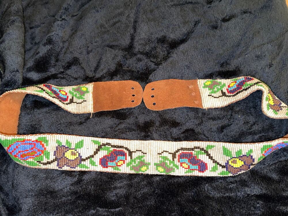 VINTAGE NATIVE BEADED COLLECTIBLE SASH BELT - NEVER WORN